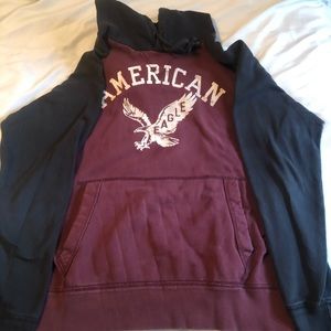 M American Eagle hoodie